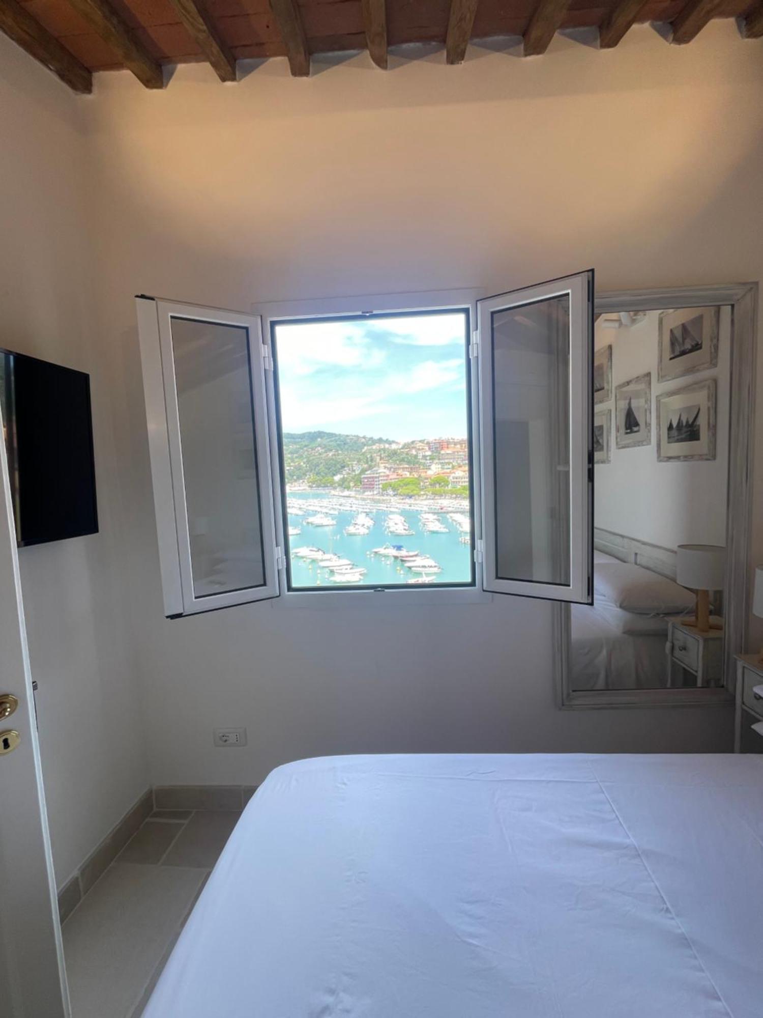 Suite Ventidue - Fronte Mare Lerici Zewnętrze zdjęcie
